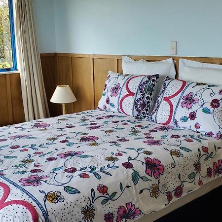 Rawhiti Cottage At Kaeppeli'S Kuaotunu Екстер'єр фото
